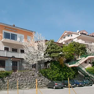 Apartment Komel Opatija